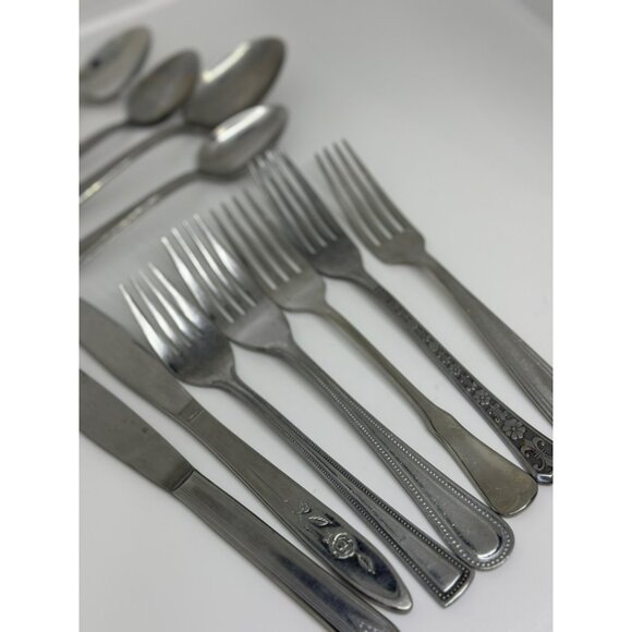 VTG Eclectic 11-Piece Silver-Toned Flatware Set Mismatched Cutlery Assortment - Picture 3 of 8